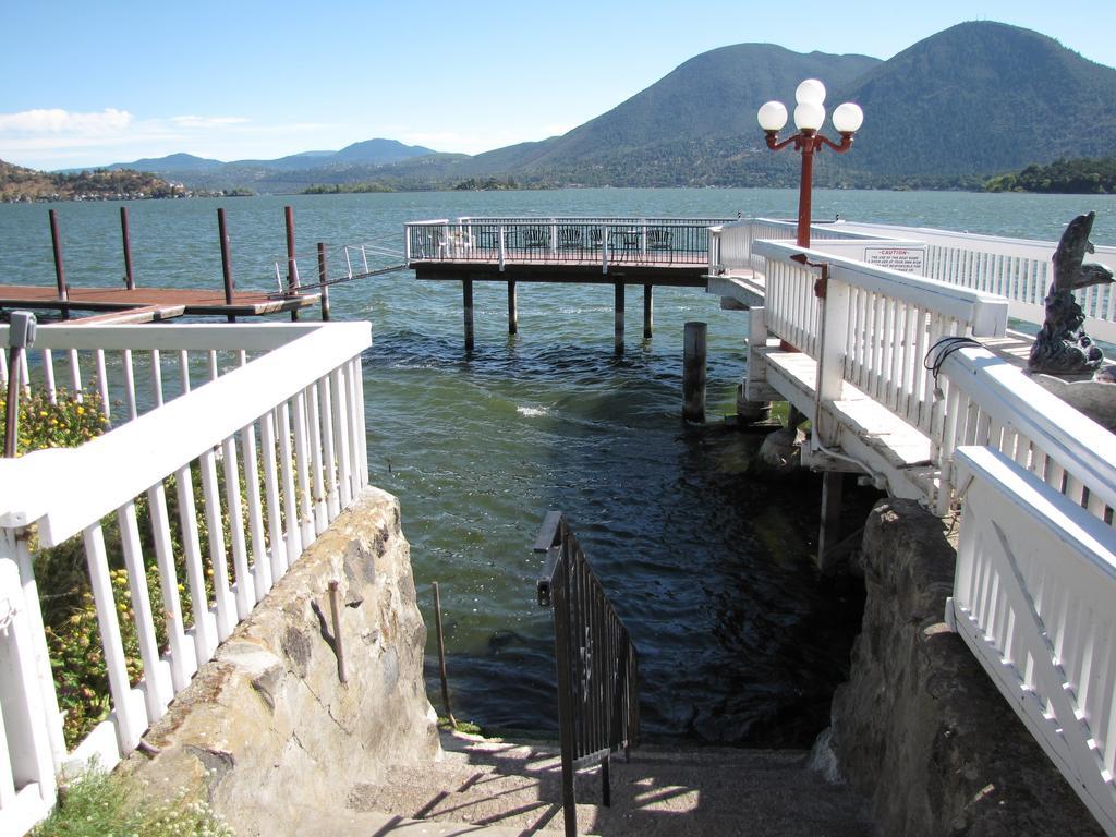 Lake Place Resort Glenhaven Exterior photo