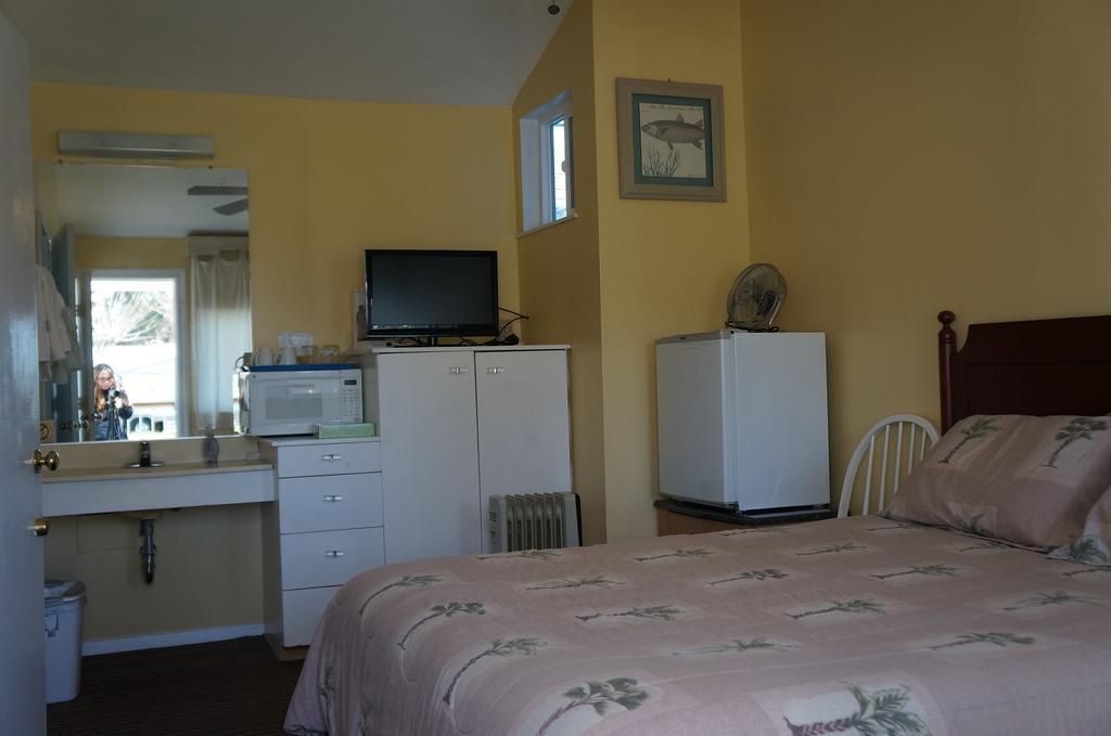 Lake Place Resort Glenhaven Room photo