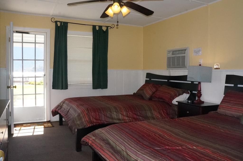 Lake Place Resort Glenhaven Room photo