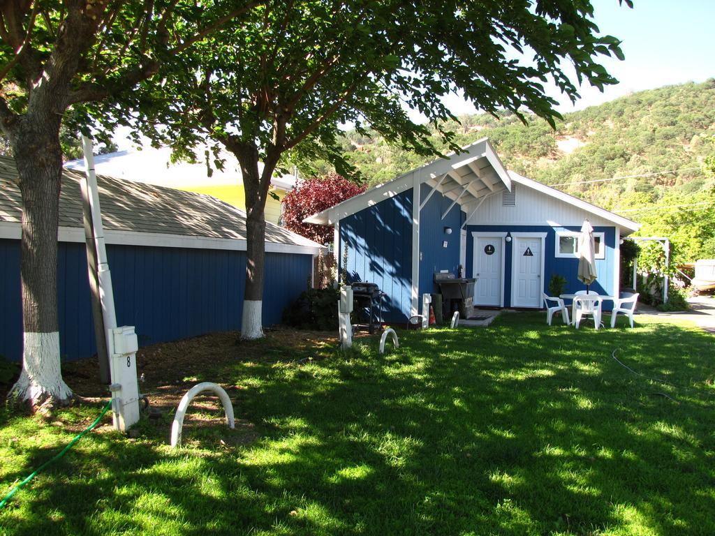 Lake Place Resort Glenhaven Exterior photo